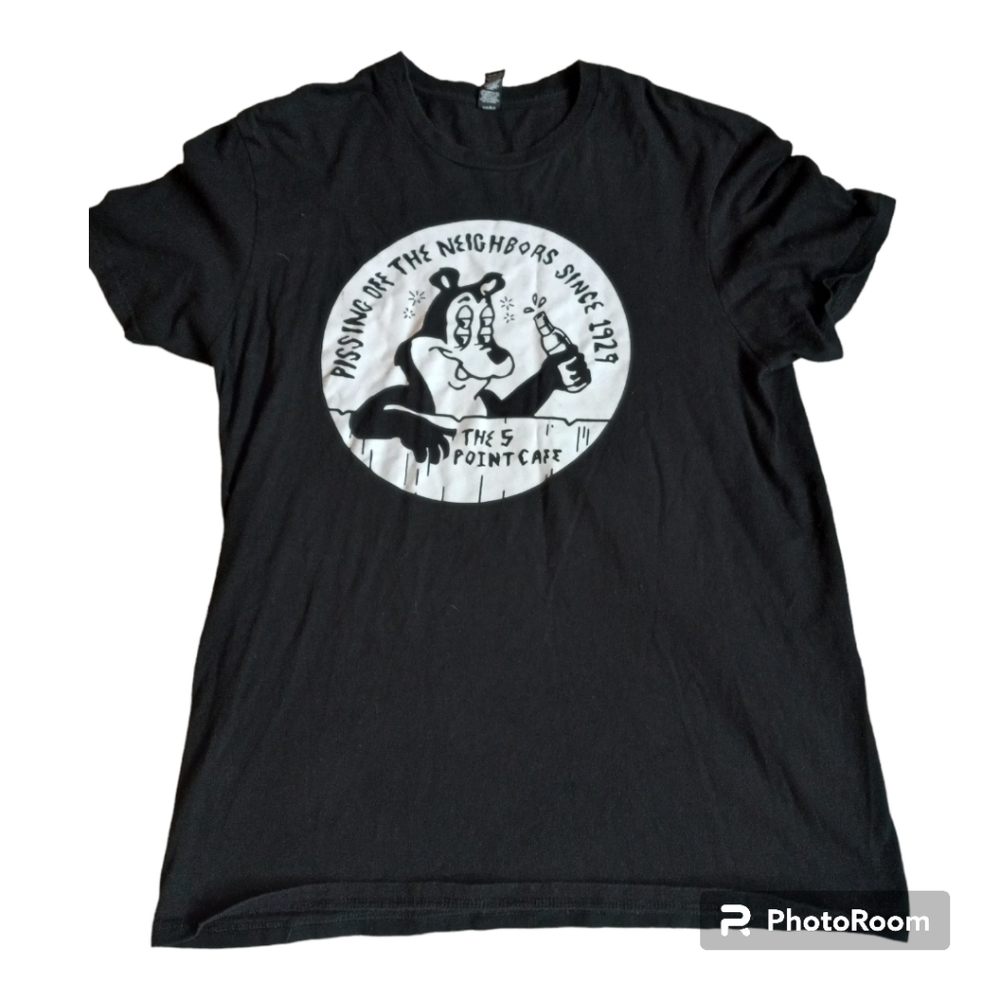 TSHIRT, Very important tee, Size Xl, Black &White Shirt with text
